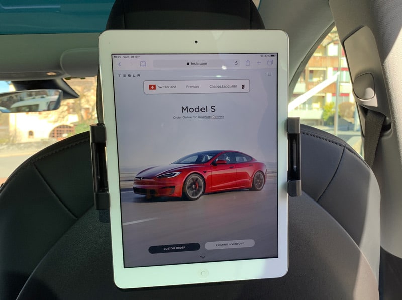 Fixer un iPad vertical pour Tesla Model 3