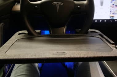 Tablette pour volant, travailler dans sa Tesla Model 3