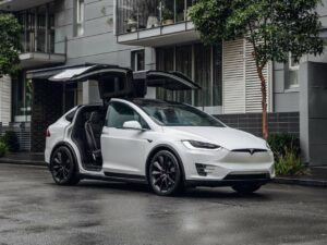 10 raisons de craquer pour la Tesla Model X