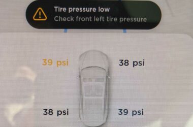 Trouver pression pneus V11, Tesla Model 3