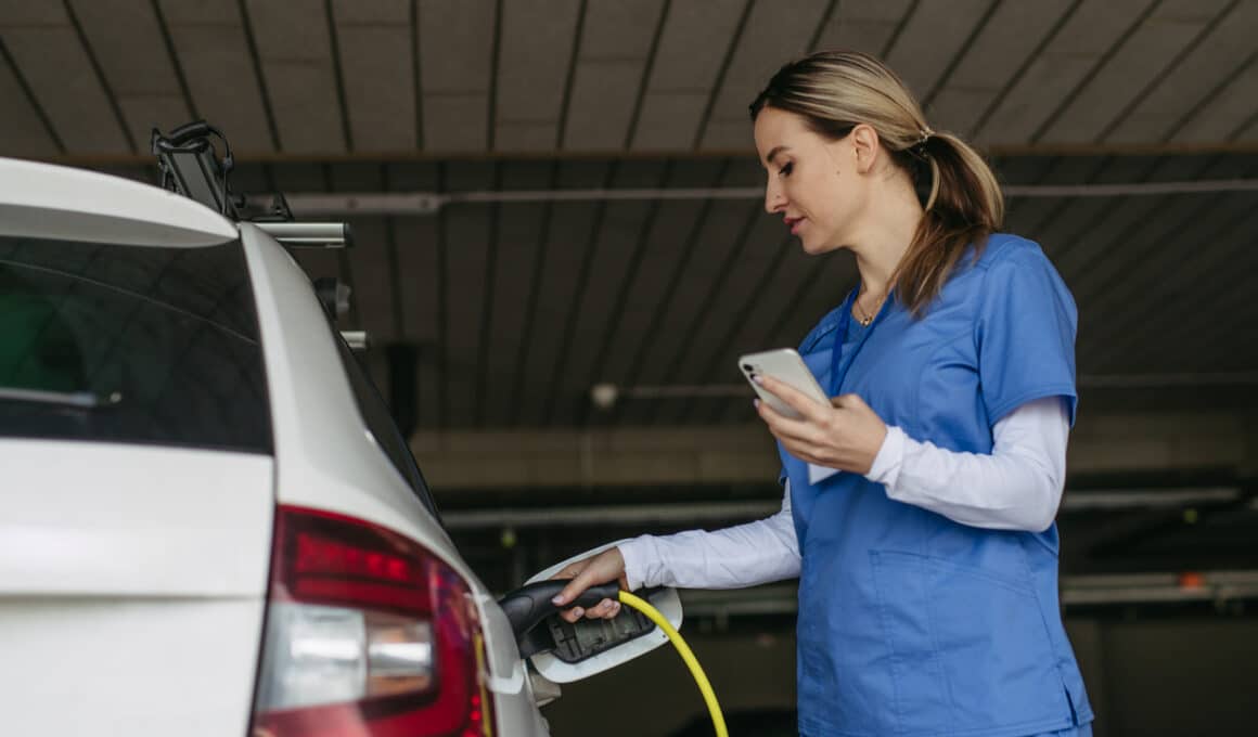 Les éléments à ne pas négliger lors de l'entretien de votre voiture électrique