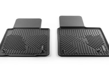 Comparatif des tapis Tesla entre originaux et alternatives