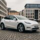 Model Y : leader européen malgré -28% de ventes