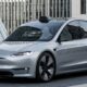 Tesla Cybercab : 25 unités produites avant avril 2026