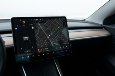 Les fonctionnalités que la communauté Tesla attend le plus dans les prochaines mises à jour