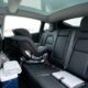 Conseils et astuces testés pour voyager en Tesla avec un bébé sans devenir fou