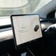 Que faire si votre Tesla ne reçoit plus de mises à jour depuis plusieurs mois ?