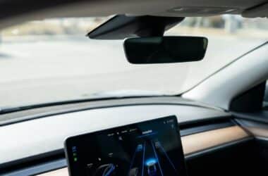 Les radars de Tesla sont-ils vraiment nécessaires pour l'Autopilot ou peut-on s'en passer ?